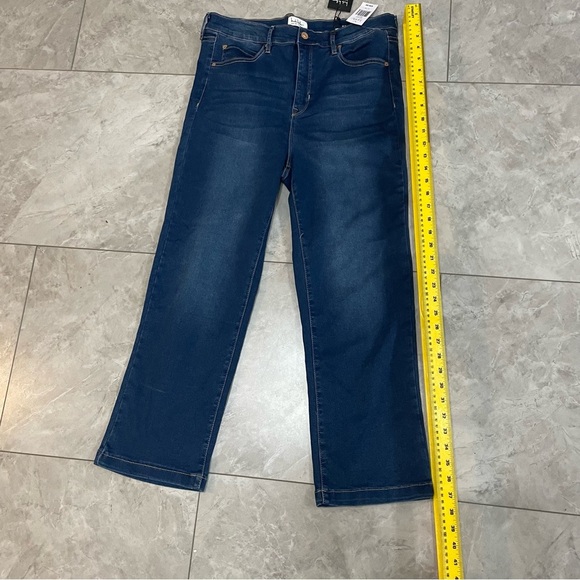 Nicole Miller Flex Denim Jeans. NWT. Size 14. High rise,kick boot. - Picture 7 of 11